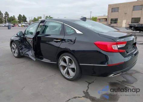 2018 Honda Accord Touring from USA, damaged, VIN 1HGCV1F90JA032874